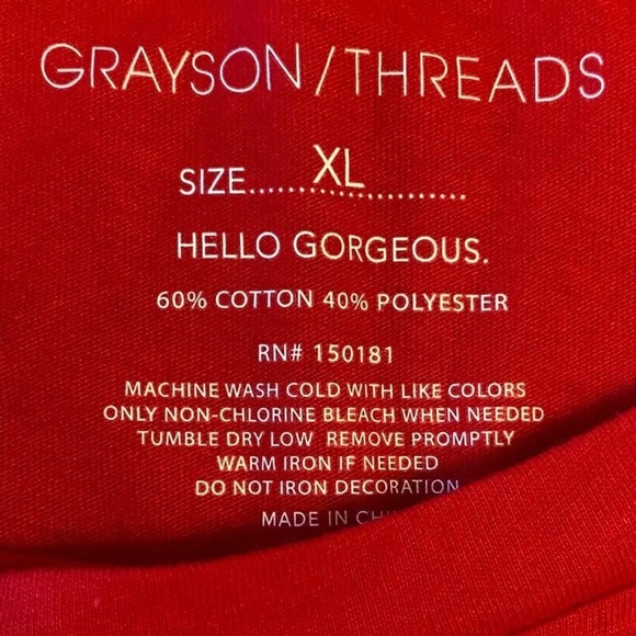 NWOT, holiday red t-shirt, crop style fit. Size XL - Picture 3 of 3